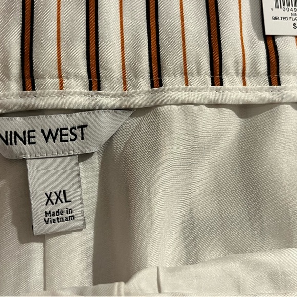 NWT Nine West Shorts - Picture 3 of 4